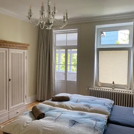Apartment Schoene In Der Koenigswohnung Jun Kiel